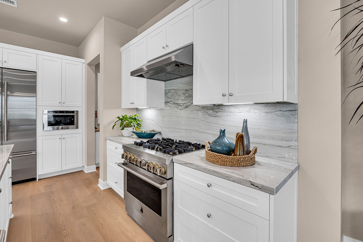 Real Estate photograph of a kitchen